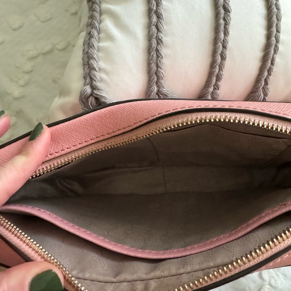 Excellent condition!!! Michael Kors Crossbody Bag - Picture 3 of 3